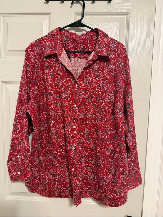 Tops - Pink Paisley Button-Up Shirt
